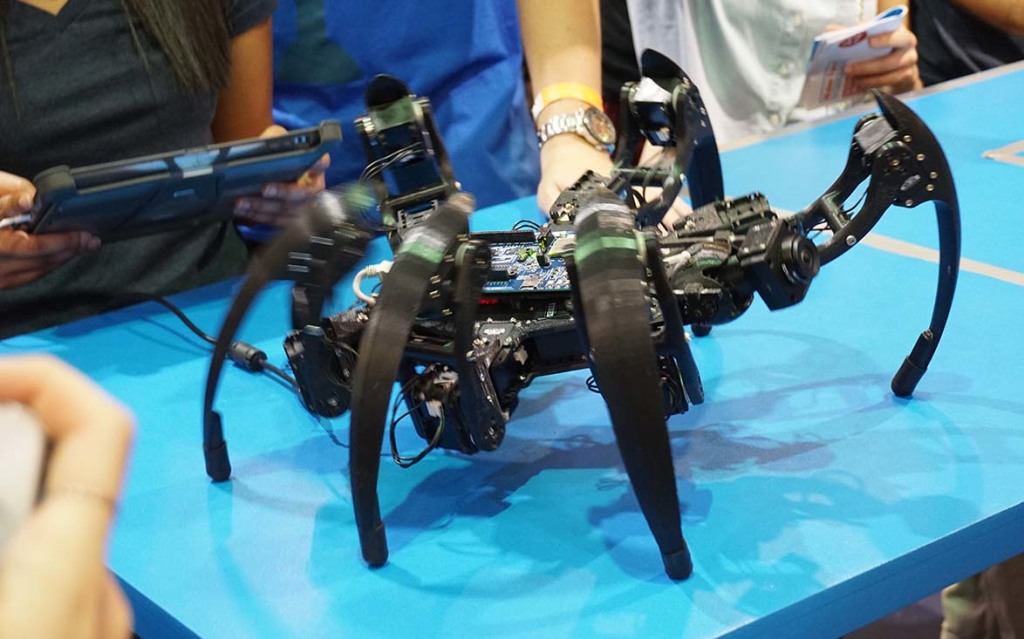 il Drone Ragno, mosso dal Galileo di Intel